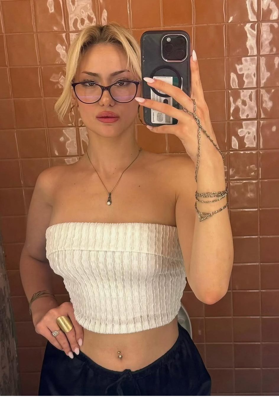 Küsere Heyecanlı Bayan Escort Bayan Zümra