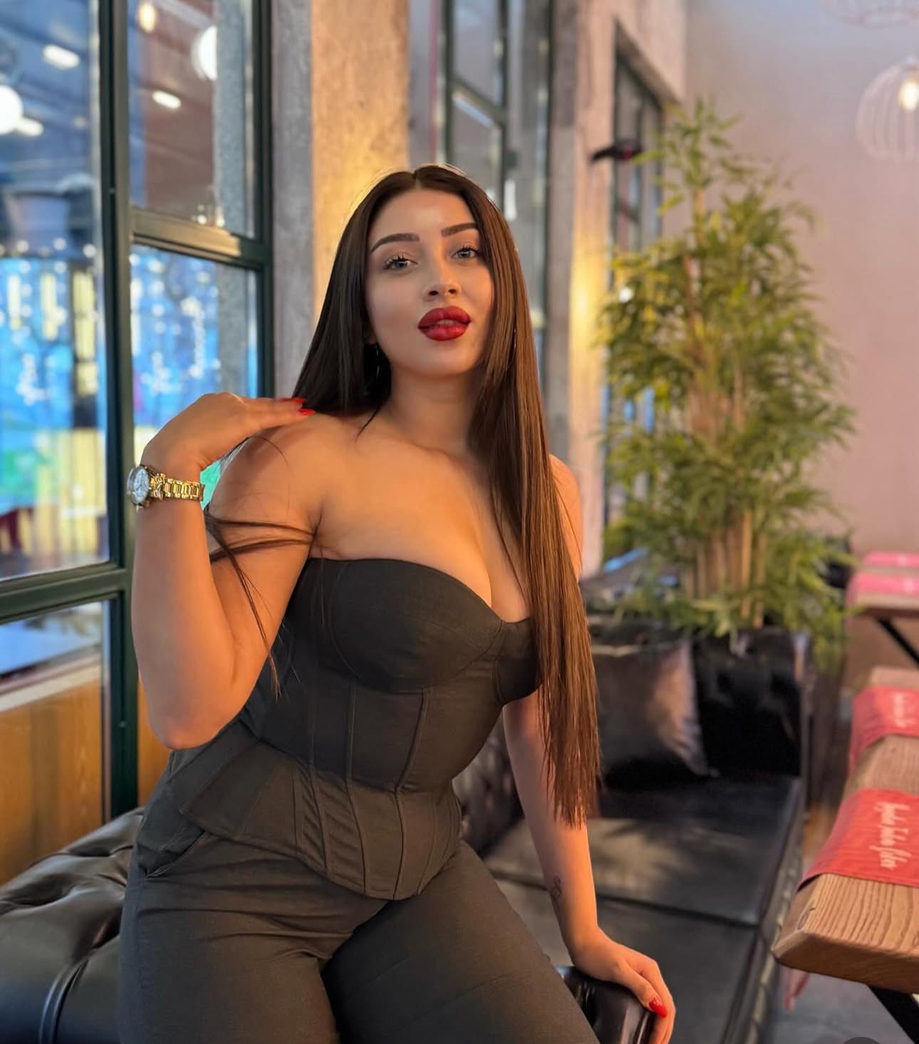 Nernek Aşk Dolu Bayan Escort Bayan Gülin