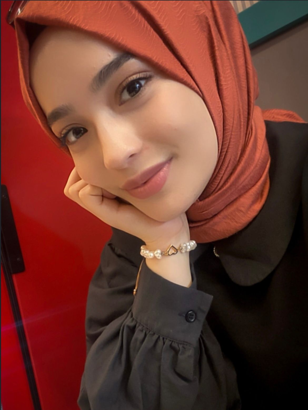 Küsere Bakımlı Escort Zuhal