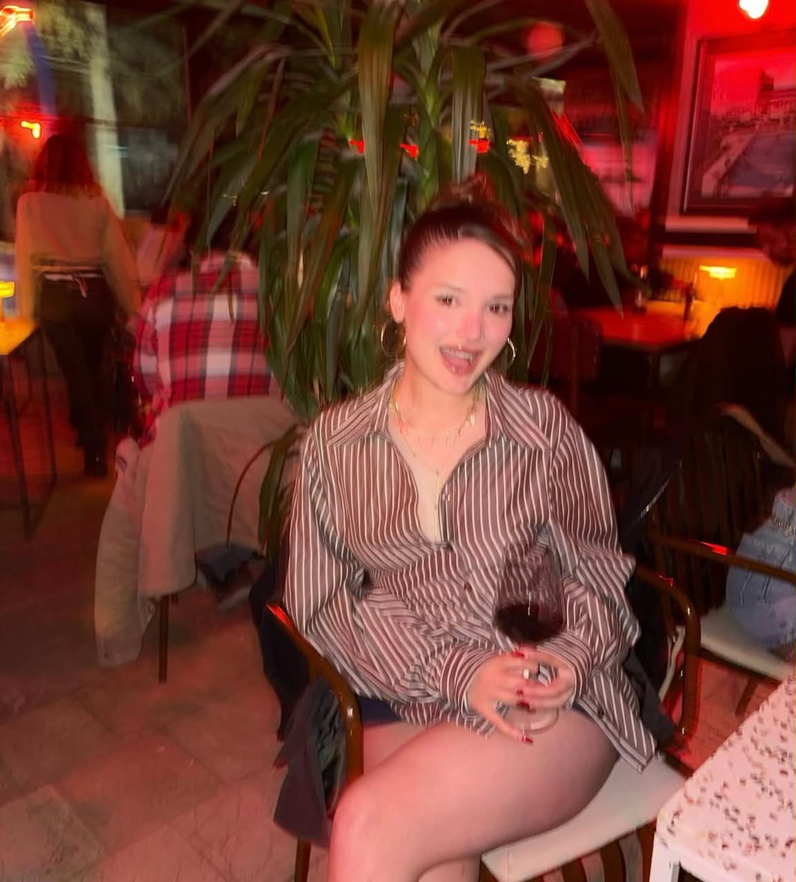 Küsere Sarışın Escort Şule